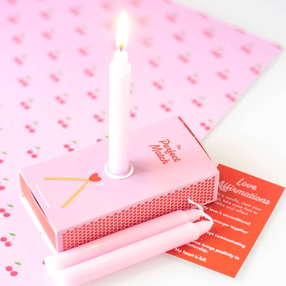 Set de 3 velas de San Valentín con afirmación de amor en una caja