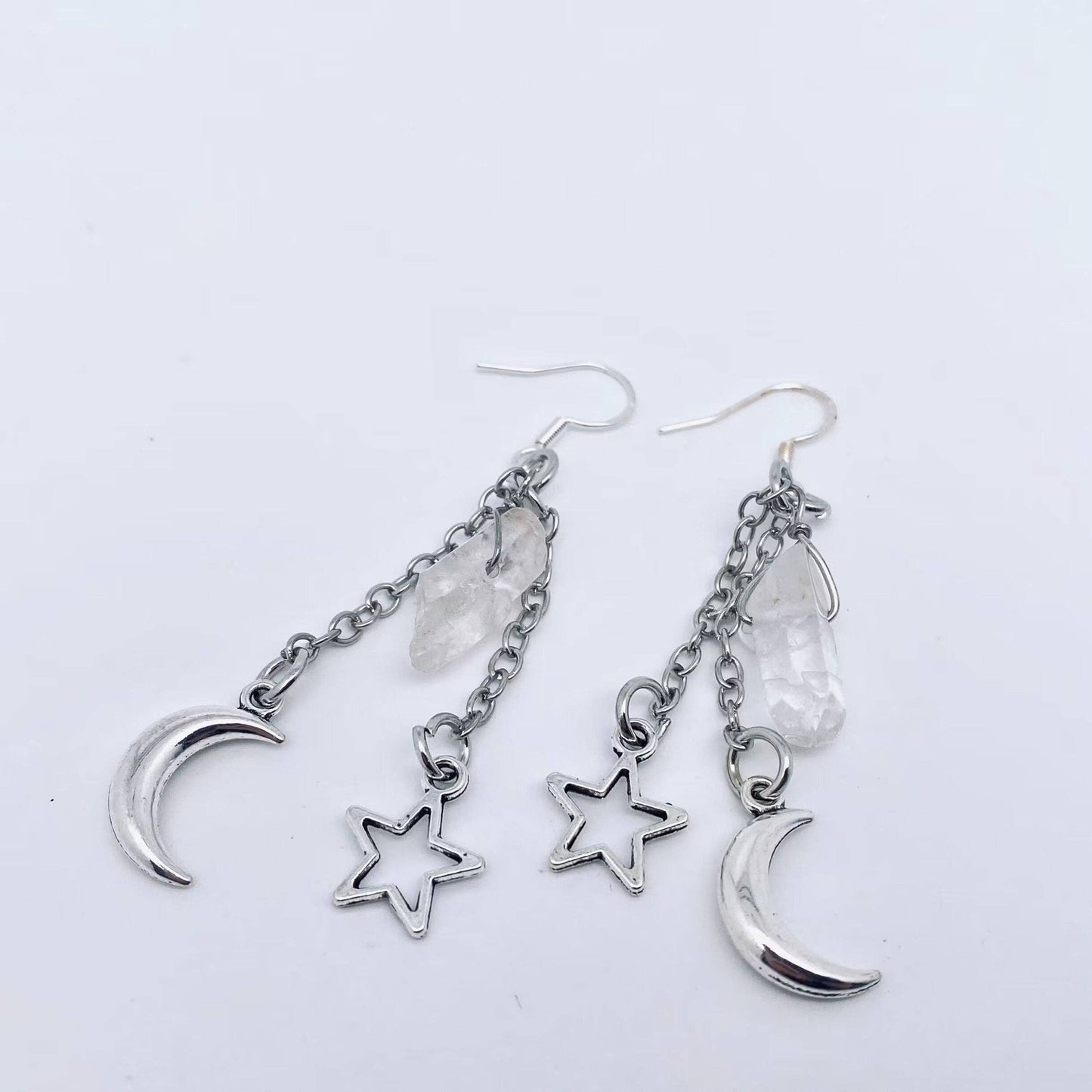 Pendientes colgantes irregulares de cristal natural con forma de luna y estrellas