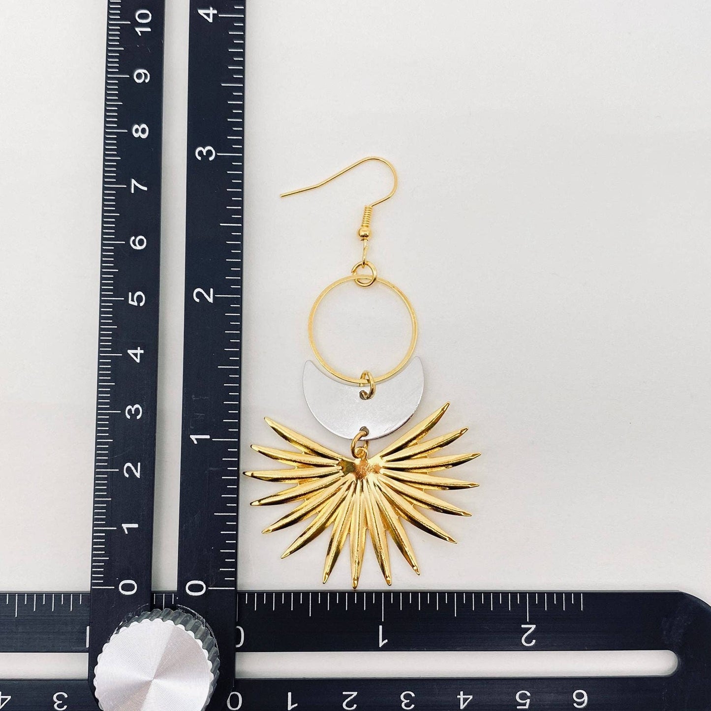 Pendientes colgantes creativos Sun Moon