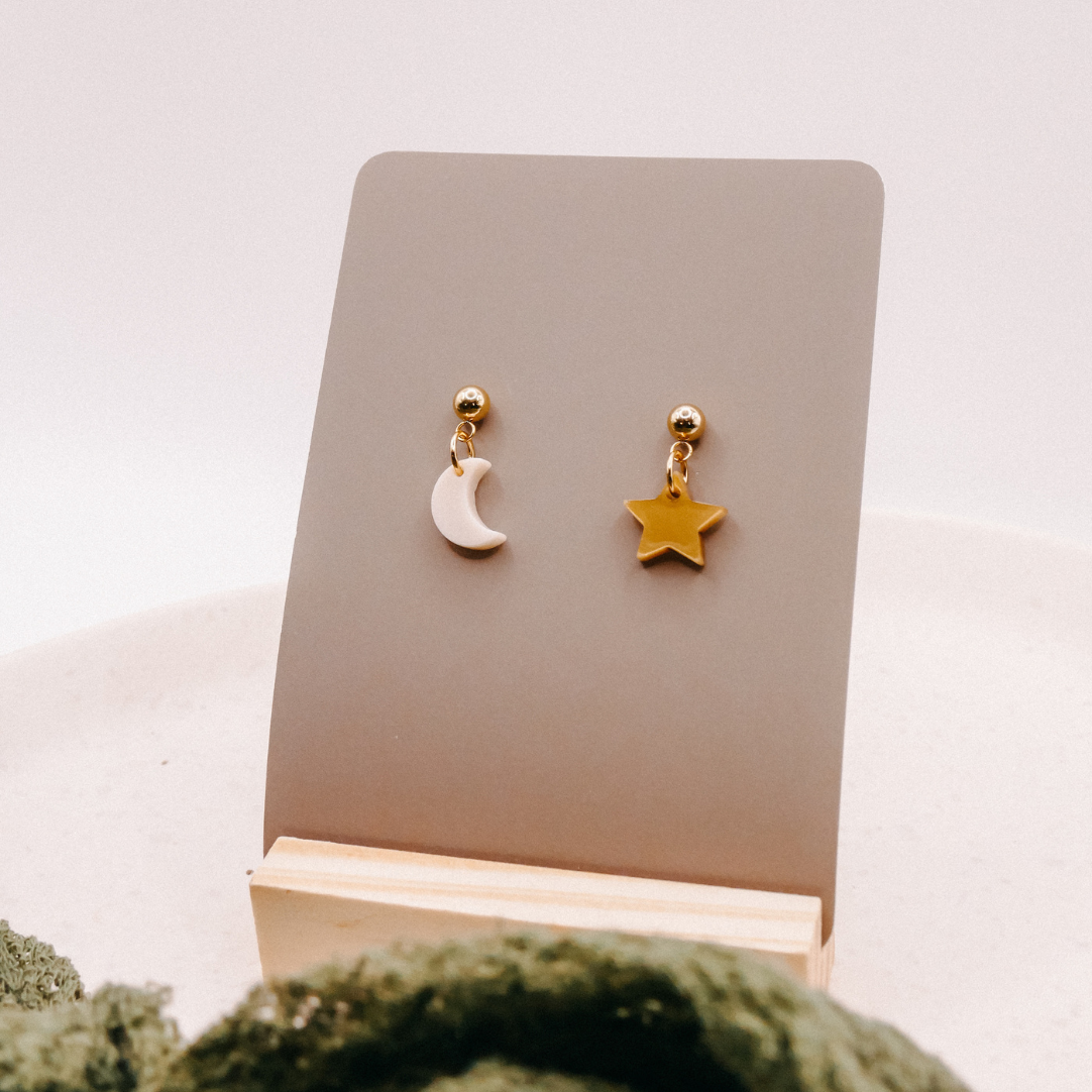 Pendientes con forma de estrella lunar, acrílicos, de acero inoxidable, pendientes de tuerca ligera