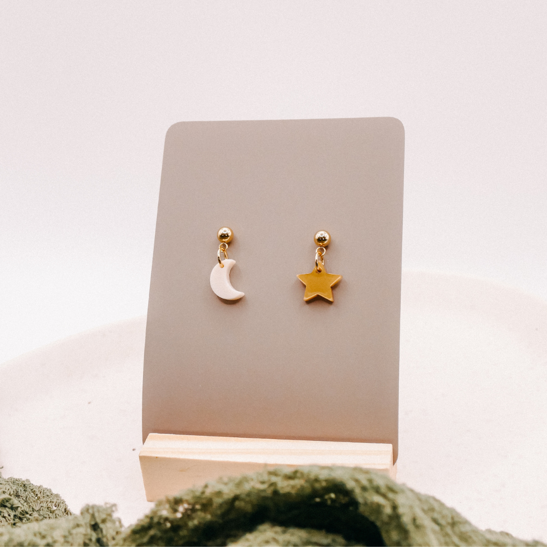 Pendientes con forma de estrella lunar, acrílicos, de acero inoxidable, pendientes de tuerca ligera