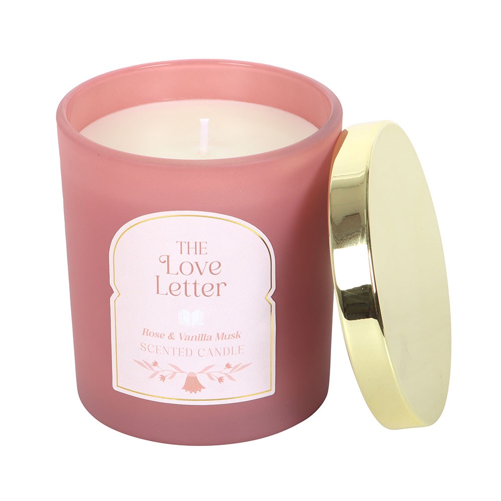Vela aromática Love Letter de rosa, vainilla y almizcle con tapa dorada