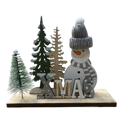 Figura Navideña de Madera XMAS con Muñeco de Nieve y Árboles