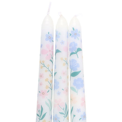 Juego de 3 velas cónicas con diseño floral ditsy