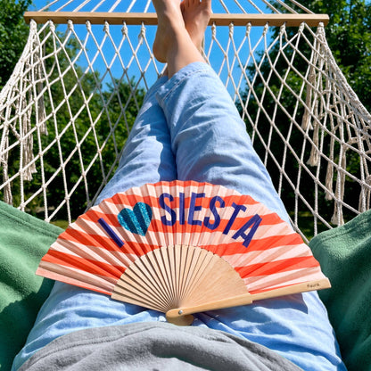 Abanico " I love siesta" letras purpurina