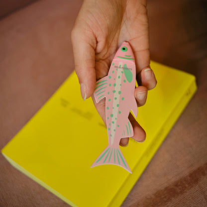 Marcapáginas pez rígido original – Bookmark decorativo kawaii para libros y agendas