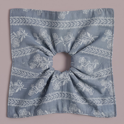 Coletero cuadrado: Une fleur beige